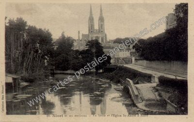 Carte postale ancienne La Sèvre et l'Eglise St-André — Niort (Deux-Sèvres)