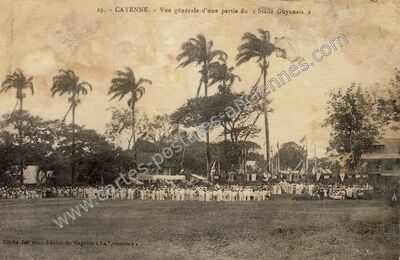Carte postale ancienne Vue générale d'une partie du Stade Guyanais — Cayenne (Guyane)