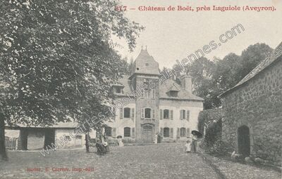 Carte postale ancienne Chateau du Bouet — Laguiole (Aveyron)