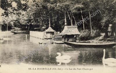 Carte postale ancienne Le Lac du Parc Charruyer — La Rochelle (Charente-Maritime)