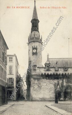 Carte postale ancienne Beffroi de l'Hôtel-de-Ville — La Rochelle (Charente-Maritime)