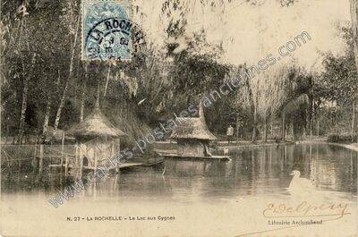 Carte postale ancienne Le Lac aux Cygnes — La Rochelle (Charente-Maritime)