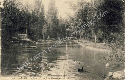 Carte postale ancienne Au Parc Charruyer — La Rochelle (Charente-Maritime)