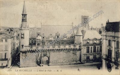 Carte postale ancienne L'Hôtel de Ville — La Rochelle (Charente-Maritime)