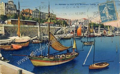 Carte postale ancienne Le Port et le Boulevard Thiers — Royan (Charente-Maritime)