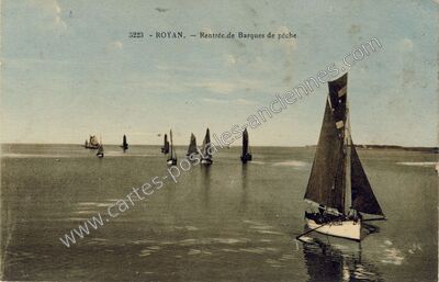 Carte postale ancienne Rentrée de Barques de pêche — Royan (Charente-Maritime)
