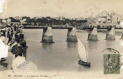 Carte postale ancienne La Jetée vers Foncillon — Royan (Charente-Maritime)