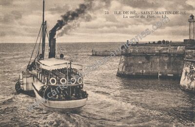 Carte postale ancienne La sortie du Port — Saint-Martin-de-Ré (Charente-Maritime)