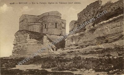Carte postale ancienne Sur la Falaise. Eglise de Talmont — Talmont (Charente-Maritime)