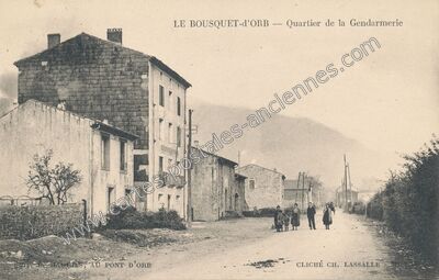 Carte postale ancienne Quartier de la Gendarmerie — Le Bousquet-d'Orb (Hérault)