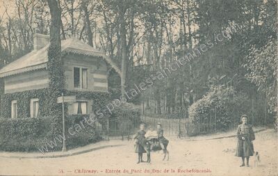 Carte postale ancienne Entrée du Parc du Duc de la Rochefoucault — Châtenay (Eure-et-Loir)