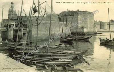 Carte postale ancienne Les Remparts et la Porte de la Ville Close — Concarneau (Finistère)