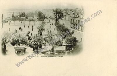 Carte postale ancienne La Place d'Armes et le Port — Concarneau (Finistère)