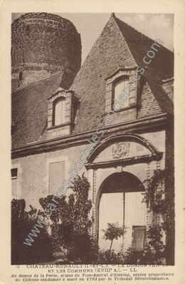 Carte postale ancienne Le donjon et les communs — Château-Renault (Indre-et-Loire)