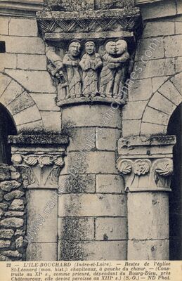 Carte postale ancienne Restes de l'église St-Léonard: chapiteaux, à gauche du chœur — L'Île-Bouchard (Indre-et-Loire)