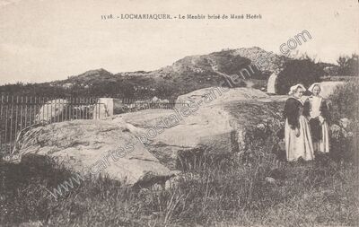 Carte postale ancienne Le Menhir brisé de Mané Hoërk — Locmariaquer (Morbihan)