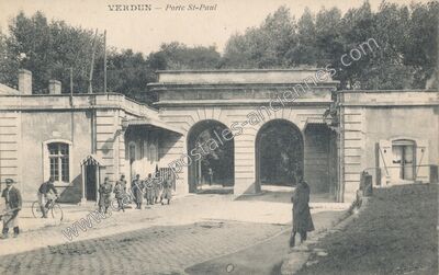 Carte postale ancienne Porte St-Paul — Verdun (Meuse)