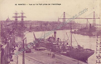 Carte postale ancienne Vue sur le Port prise de l'Hermitage — Nantes (Loire-Atlantique)