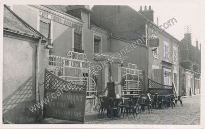 Carte postale ancienne Auberge du Cheval Noir — La Chapelle-Saint-Mesmin (Loiret)