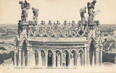 Carte postale ancienne La Cathédrale. — Décorations sur les Tours — Orléans (Loiret)