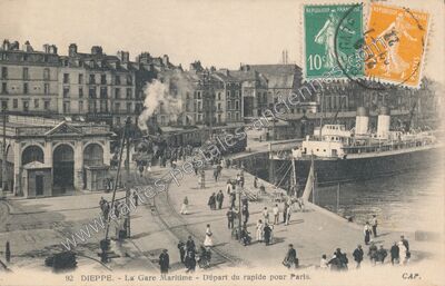 Carte postale ancienne La Gare Maritime - Départ du rapide pour Paris — Dieppe (Seine-Maritime)