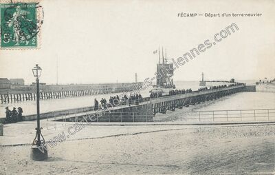 Carte postale ancienne Départ d'un terre-neuvier — Fécamp (Seine-Maritime)