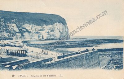 Carte postale ancienne La Jetée et les Falaises — Yport (Seine-Maritime)