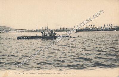Carte postale ancienne Marine Française cuirassé et Sous-Marin — Toulon (Var)