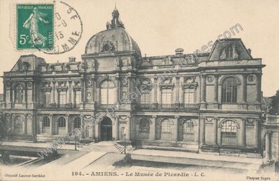 Carte postale ancienne Le Musée de Picardie — Amiens (Somme)