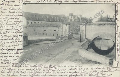 Carte postale ancienne Porte de Paris — Péronne (Somme)